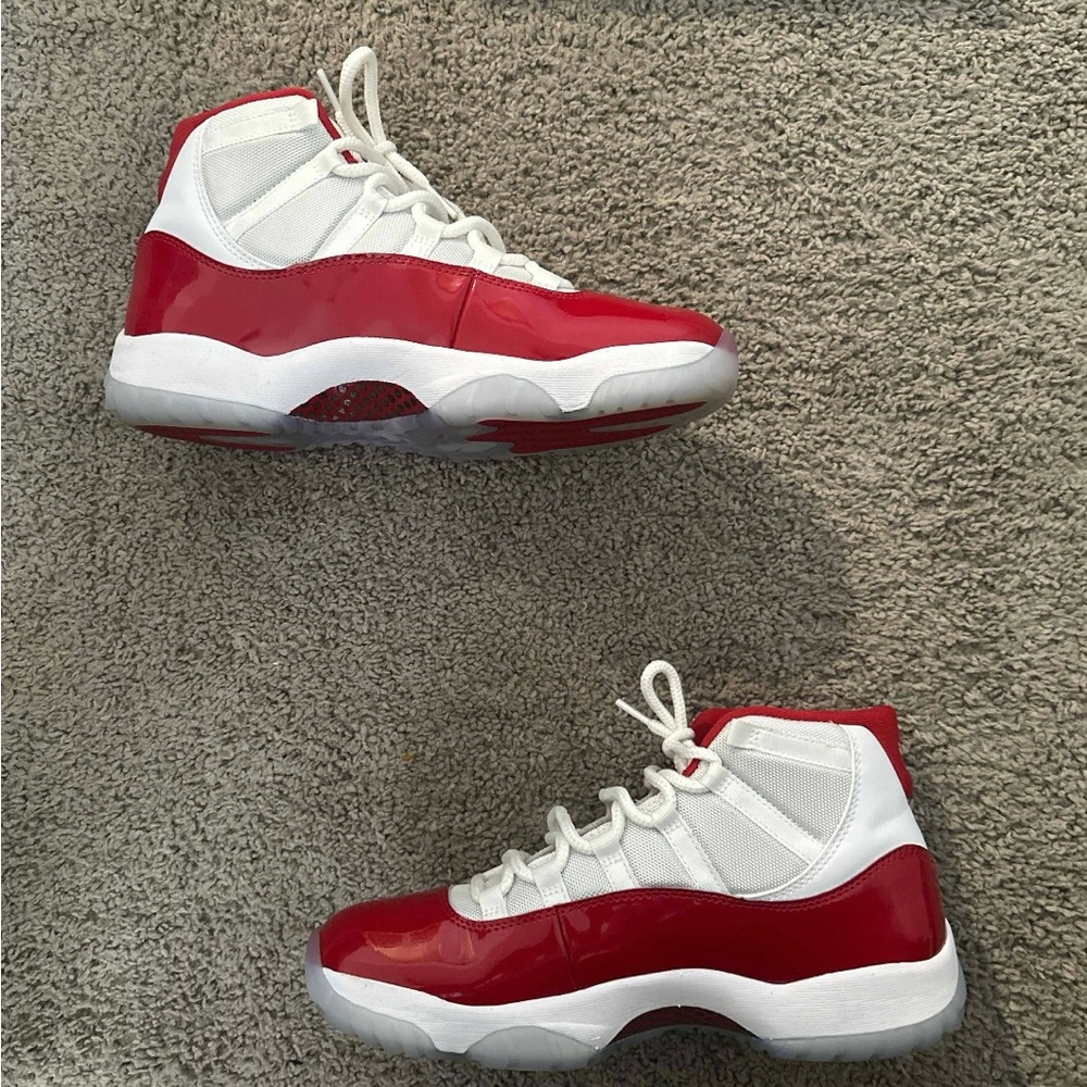 Jordan 11 cherry
